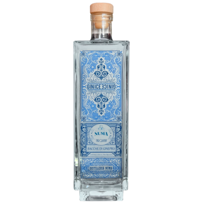 Gin Natural blend made in valledelmarta
