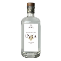 UNICA è un distillato di vini rossi prodotti nella collina di Poggio Ranocchio nell'anno 2022. La distillazione è stata effettuata nel mese di Settembre 2023.